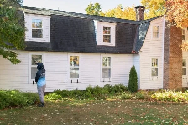 Signs Your Home’s Exterior Needs Professional Power Washing